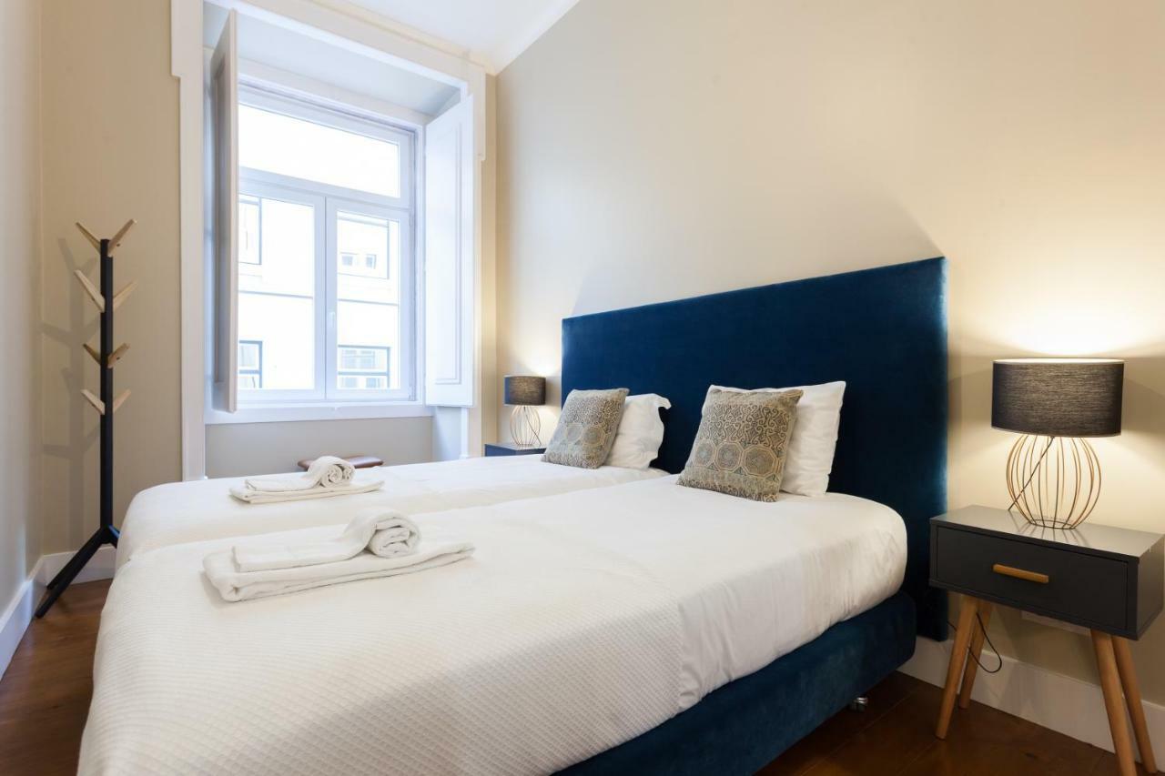 Baixa Vintage Three-Bedroom Apartment - By Lu Holidays Lisboa Εξωτερικό φωτογραφία