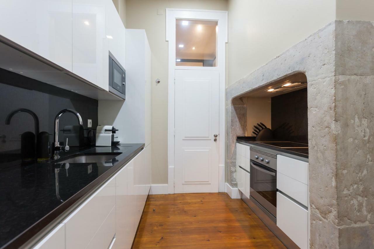 Baixa Vintage Three-Bedroom Apartment - By Lu Holidays Lisboa Εξωτερικό φωτογραφία