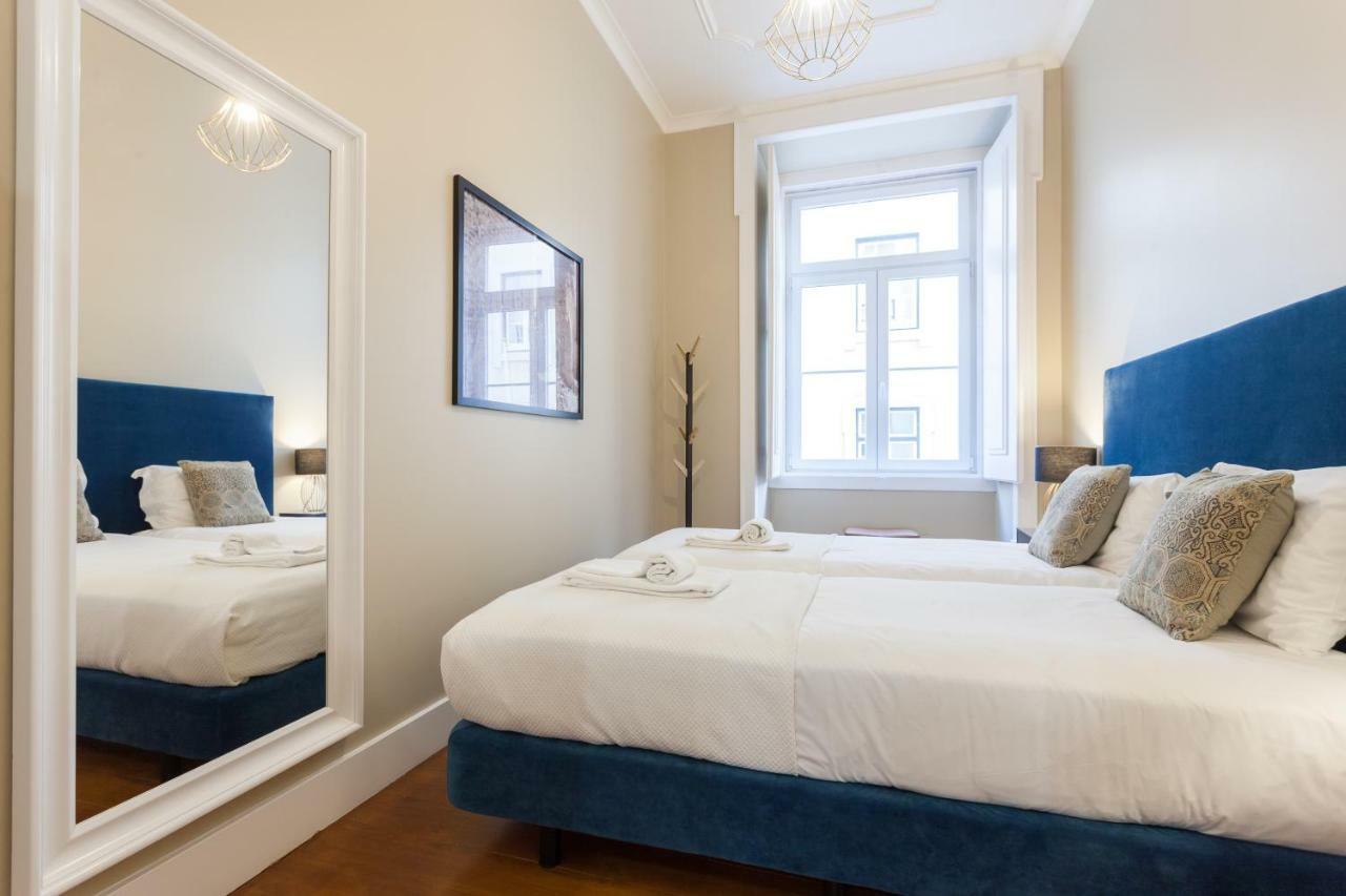 Baixa Vintage Three-Bedroom Apartment - By Lu Holidays Lisboa Εξωτερικό φωτογραφία